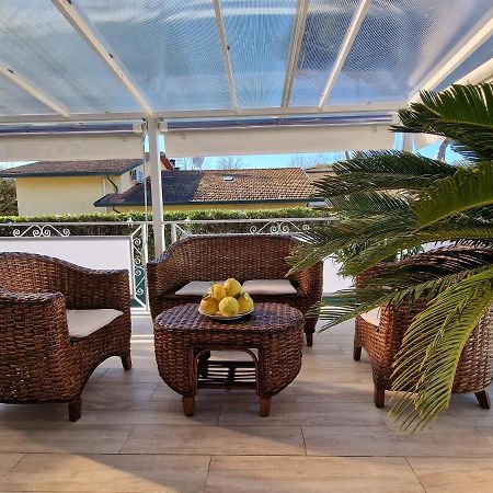 Tra Forte Dei Marmi E Marina Di Massa - Il Melograno Екстериор снимка